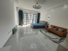 翡翠园好房来啦,朝南带阳台,拎包入住,