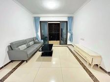 业主急卖,雍翠新城精装南向三房两卫总价60 随时看房