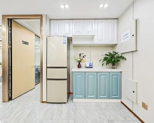 三元桥网信大厦层高6米,可做两层特价1.2万/㎡临新恒基霄云