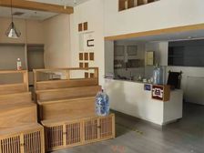 望京临街一层底商110平,8.8元适合各种业态急