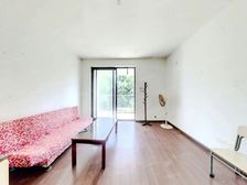 花园位置,楼间距宽,采光通风好。