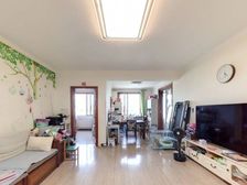 81 自住品牌精装满五唯壹 ,高层 通透户型 采光好诚售