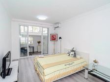 紧邻长风公园(一楼送天井,天井已搭)来电即看!精装修拎包住!