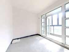 滴水湖主城区电梯配置小面积一房