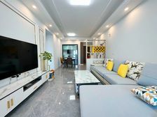 双碑 融创滨江壹号观麓台三房132万