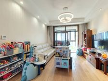 宝华海尚郡领,南北精装2房,户型正气,楼层好老少皆宜价格可谈