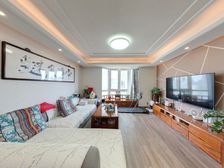 内环内地铁口+品质小区+江景房+带车位,可拎包入住!