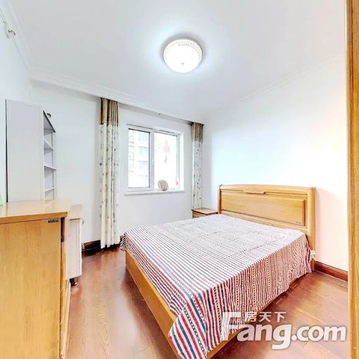 整租·市南金茂湾一期 3室2厅 东/南/北