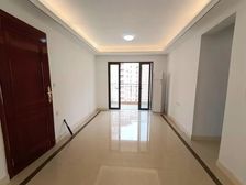 南北通透双阳台 翠珑湾四期高楼层三房 看花园 价低260万