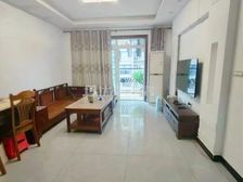 步行街正规大两房 看江 户型方正 视野好