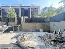 精装下叠出售!宽厅落地窗户型 四层两叠产品 万科翡翠山语