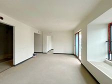 江山云出云晴 横厅三房 两梯四户小洋楼,随时看房,出门轻轨