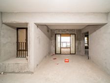 杜绝虚假!!中层一线江景!优惠60万!随时看房