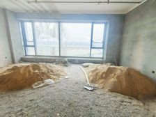 商联中心 临地铁 近医院 交通便捷 双卫格局 有电梯