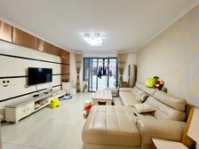 急售!步梯小高层!三房精装修!