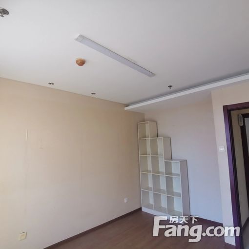 出租 马连道 第三区 新年华 69平 南向 小两居