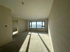 中铁长春博览城E区 低价急售88平 高楼层采光充足 诚意出