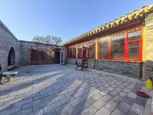 鼓楼脚下简装四合院,标准老北京风格,适合接待货居住