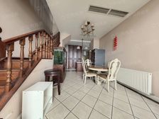 华府金沙顶跃有花园,朝南视野开阔,精装修,满五年,可看房