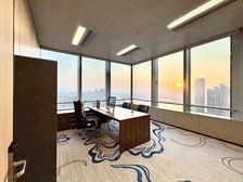 湖南地标 地铁口国金中心 云端办公 名企云集 特价50元平米