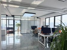 精装修智同国际200平 带家具3加1格局 24空调好停车