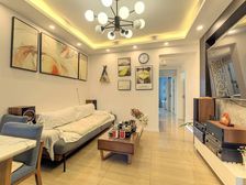 海鸿公寓 97.3平3居 南北向精装修 自住保养好