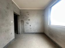 临港蓝色城邦 88平2居 南向毛坯 随时签约 诚心售,有钥匙