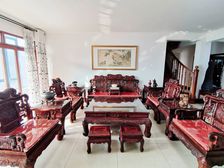 燕子山庄 山脚下 花园洋房 有车库 文东小学 紧邻燕玺台开元