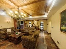 龙湖好望山 商圈轻轨站对面 大洋房2楼 豪装 带车位