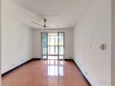 电梯房,楼层好,采光好,户型方正,随时可看!