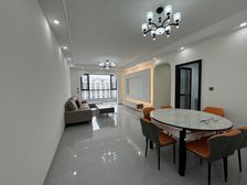 3999入住全新精装三房,翡翠园三期,南北通透,带入户,可贷