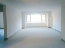 100 楼间距 全天采光 26平地下室 首付15%