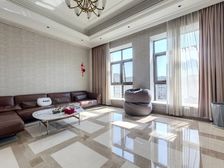 华润金悦湾一期精装顶跃,花园平米,三个套房+2个儿童房