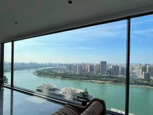 维港半岛大四房,可部分看江,270度一线采光,送2车位