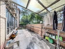 星晨花园一楼带花园50方,大理石装修用材的3房