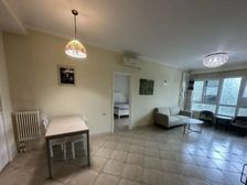 急,精装修南北普通住宅140平米急售,看房随时,价格可谈!!