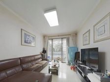 白云骏景家园 诚心出售 送车位送家私家电 价格可谈 包税南向