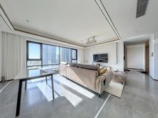 绿地凤栖澜玥 3室1厅 158.75平