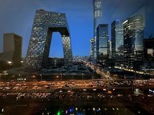 东三环沿线丨嘉里中心500平精装丨正东朝向丨正对电梯丨随时看