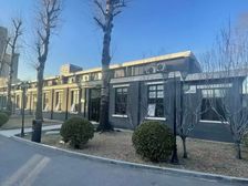 近双地铁丨700平独栋设计丨独立门头丨三面采光丨精装修丨