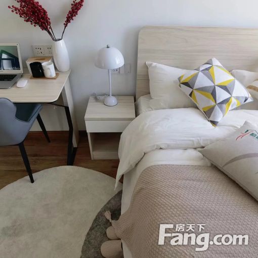 次渠特价!0中介直租!地铁900米!小区房!月付!