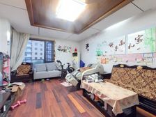 东湖大郡二期 3室2厅 137.29平