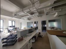 9.15号线漕河泾开发区华鑫慧享城整层880平米装修标准交付