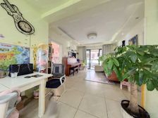 一梯一户大两房,飞机户型,价格含车位,业主诚意出售