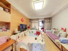 独立电梯私密好,南北格局户型好,低总价,满五