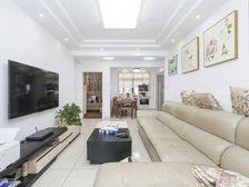 30到张江通勤方便,畅玩野生动物园,新电梯房