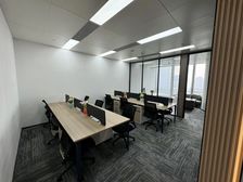 珠江新城丨环球都会丨有意者可电联丨精装家具丨拎包办公