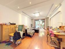 六。师。附。小和进。才忠学,地铁6号线 森兰板块三房酱价出售