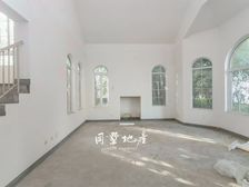 建德独栋南院子两亩 靠河位置 钥匙房随到随看!