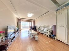 10号线地铁洋房 精装修户型通透 预算五百多万这套比较合适